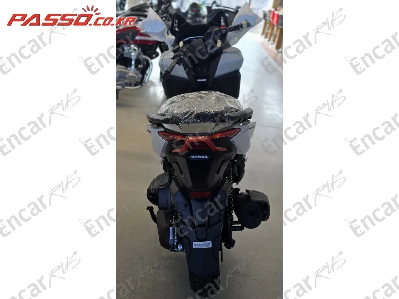 HONDA FORZA 350 - фото 2