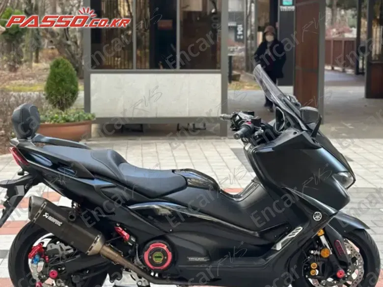 YAMAHA T MAX 560 - фото 0