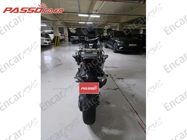 HONDA X ADV - фото 2