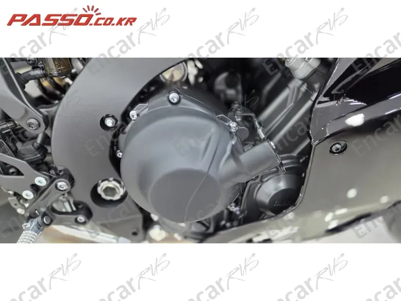 YAMAHA YZF R9 - фото 4