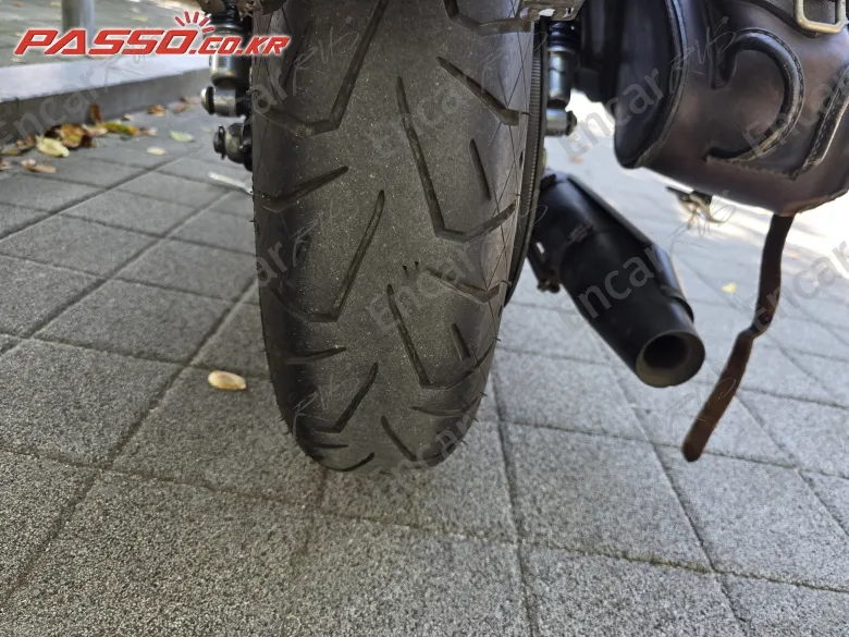 HARLEY-DAVIDSON XL 883 N - фото 5