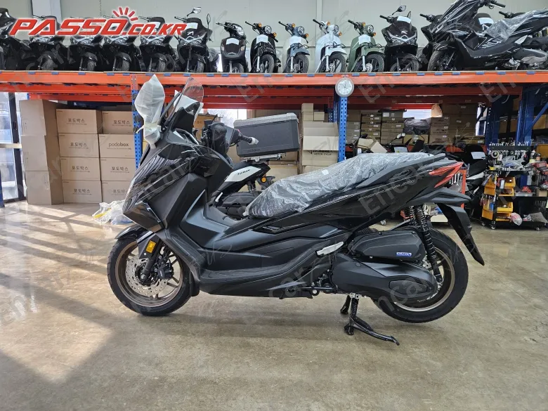 HONDA FORZA 350 - фото 1
