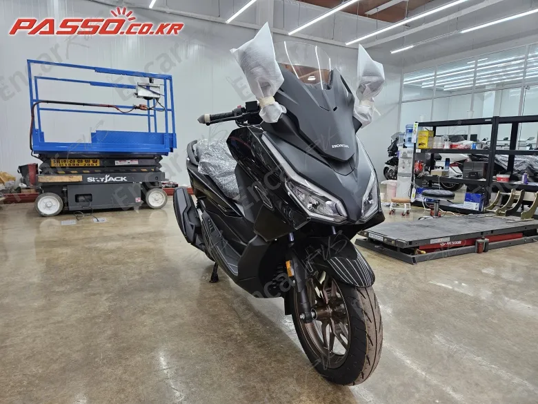 HONDA FORZA 350 - фото 3
