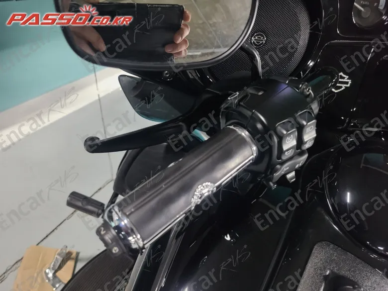 HARLEY-DAVIDSON ULTRA LIMITED - фото 3
