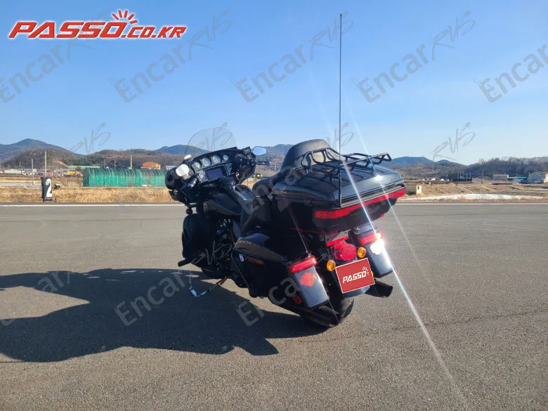 HARLEY-DAVIDSON ULTRA LIMITED - фото 6
