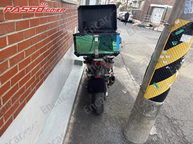 HONDA FORZA 750 - фото 2