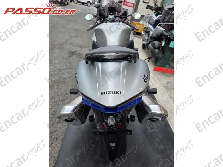SUZUKI GSX R 1300 HAYABUSA - фото 2