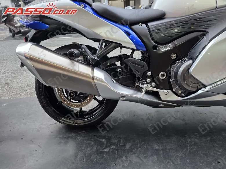 SUZUKI GSX R 1300 HAYABUSA - фото 6