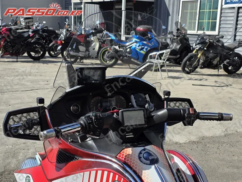 BRP CAN-AM SPYDER RT LIMITED - фото 3
