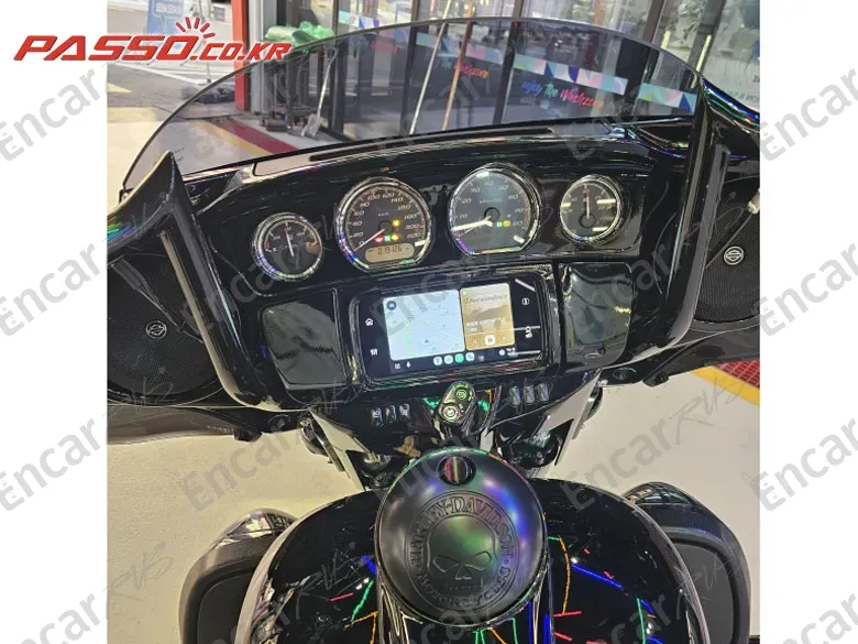 HARLEY-DAVIDSON FLHXS STREET GLIDE SPECIAL - фото 3