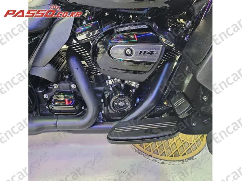 HARLEY-DAVIDSON FLHXS STREET GLIDE SPECIAL - фото 6