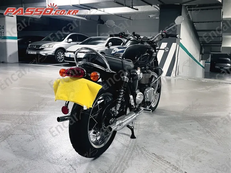 TRIUMPH BONNEVILLE T120 - фото 2