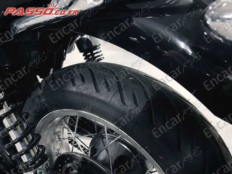 TRIUMPH BONNEVILLE T120 - фото 5