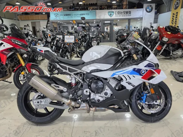 BMW S 1000 RR - фото 0