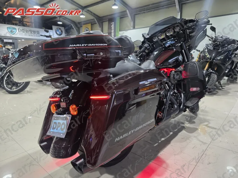 HARLEY-DAVIDSON FLHXS STREET GLIDE SPECIAL - фото 2