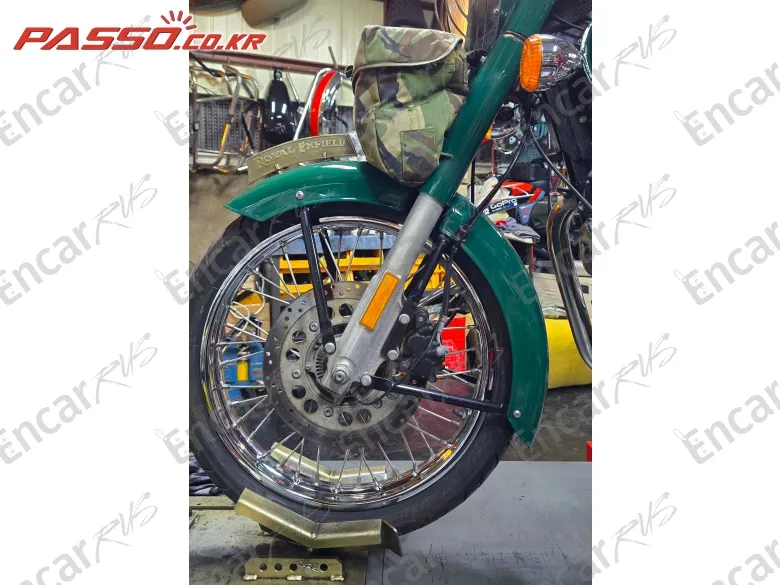 ROYAL ENFIELD CLASSIC 500 - фото 5