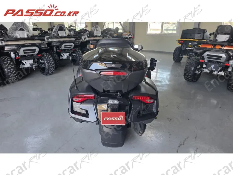 BRP CAN-AM SPYDER RT LIMITED - фото 2