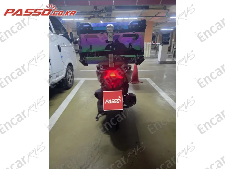 HONDA FORZA 350 - фото 2