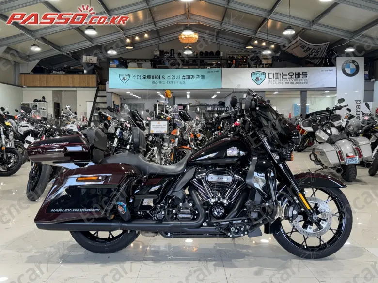 HARLEY-DAVIDSON FLHXS STREET GLIDE SPECIAL - фото 0