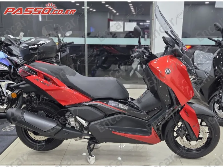 YAMAHA X MAX 300 ABS - фото 0