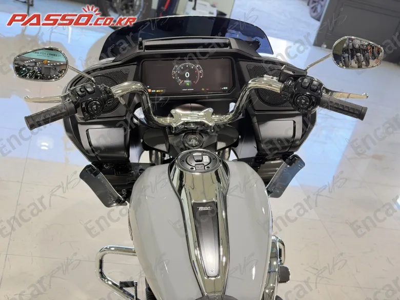 HARLEY-DAVIDSON FLTR - фото 3