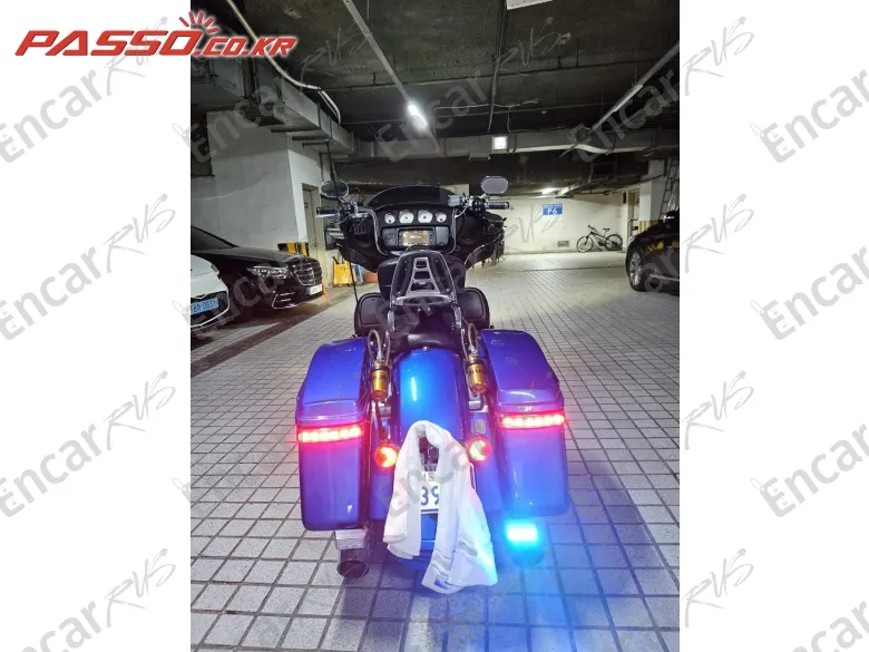 HARLEY-DAVIDSON FLHX - фото 2