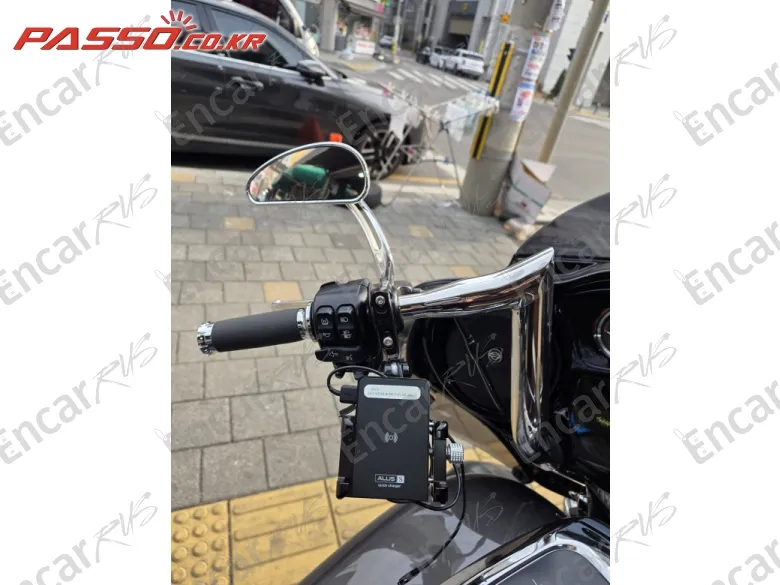 HARLEY-DAVIDSON FLHXS STREET GLIDE SPECIAL - фото 5