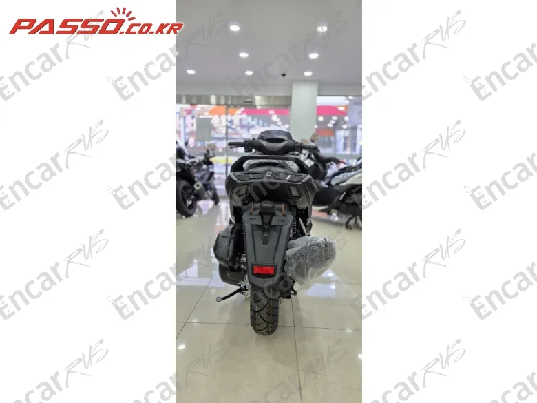 YAMAHA N MAX 155 - фото 2