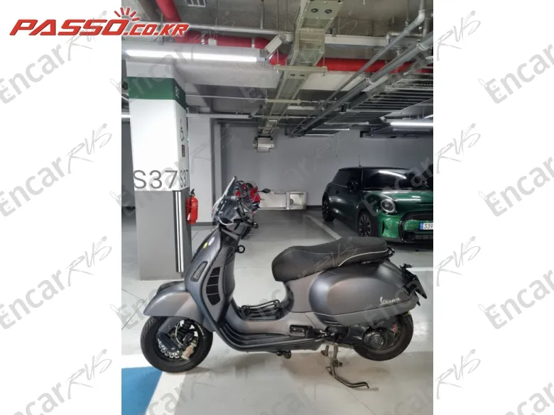 VESPA GTS 300 - фото 1