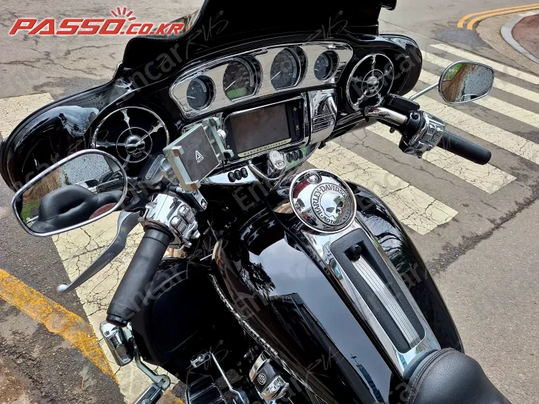 HARLEY-DAVIDSON ULTRA LIMITED - фото 3