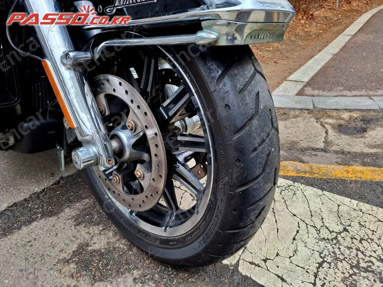HARLEY-DAVIDSON ULTRA LIMITED - фото 5