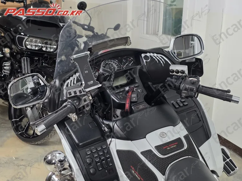 HONDA GOLDWING 1800 - фото 3