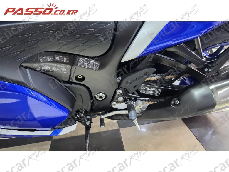 SUZUKI GSX R 1300 HAYABUSA - фото 4