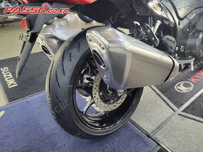 SUZUKI GSX R 1300 HAYABUSA - фото 6