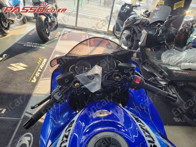 SUZUKI GSX R 1300 HAYABUSA - фото 3