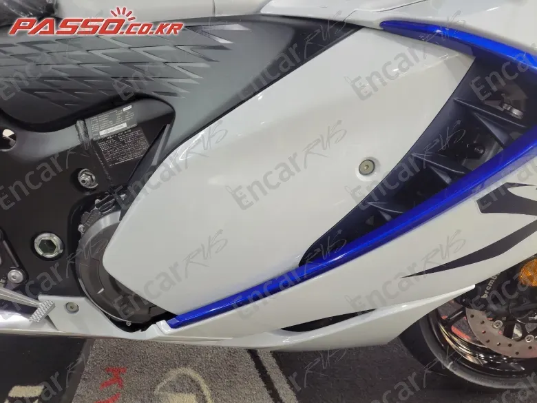 SUZUKI GSX R 1300 HAYABUSA - фото 4