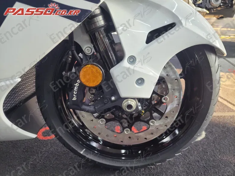 SUZUKI GSX R 1300 HAYABUSA - фото 5