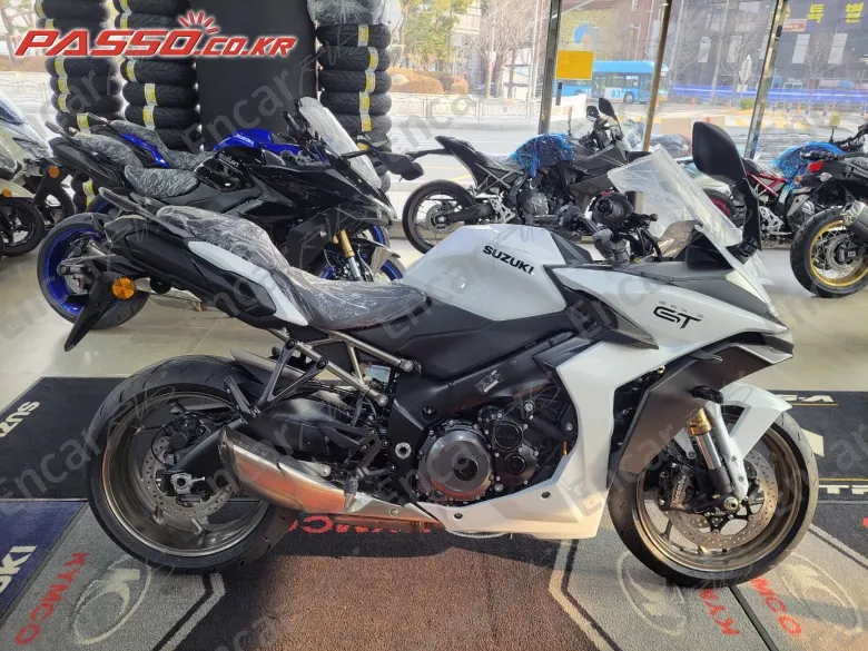 SUZUKI GSX S 1000 GT - фото 0