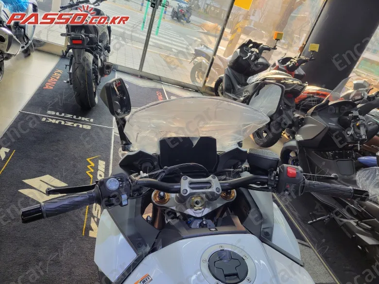 SUZUKI GSX S 1000 GT - фото 3