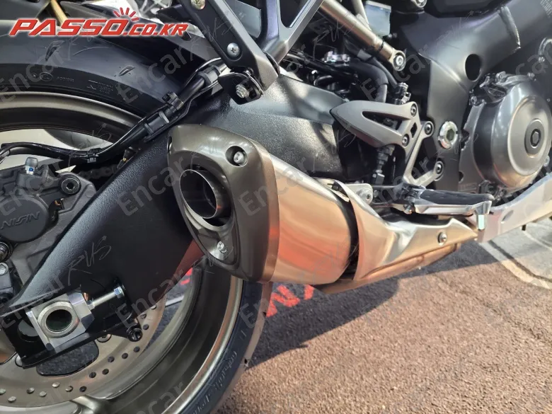 SUZUKI GSX S 1000 GT - фото 6