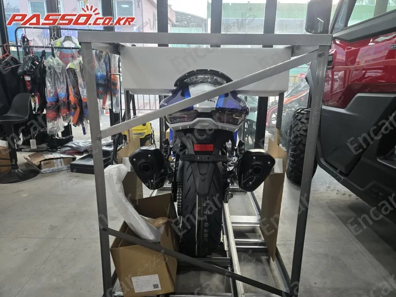 SUZUKI GSX R 1300 HAYABUSA - фото 2