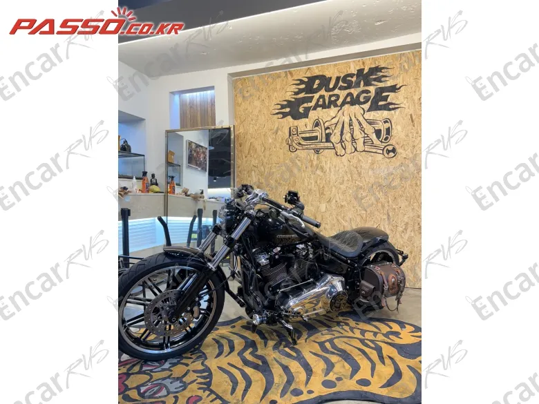 HARLEY-DAVIDSON BREAKOUT 114 - фото 1