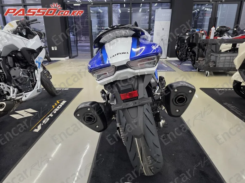 SUZUKI GSX R 1300 HAYABUSA - фото 2