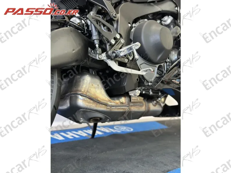 YAMAHA YZF R9 - фото 6