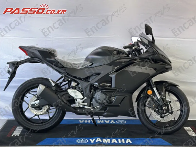 YAMAHA YZF R3 - фото 0
