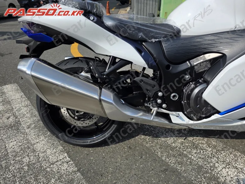 SUZUKI GSX R 1300 HAYABUSA - фото 6