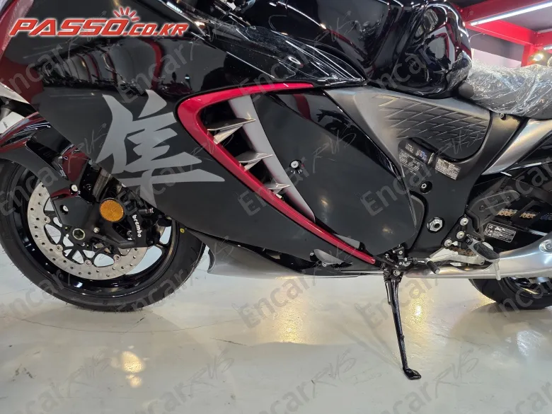 SUZUKI GSX R 1300 HAYABUSA - фото 4
