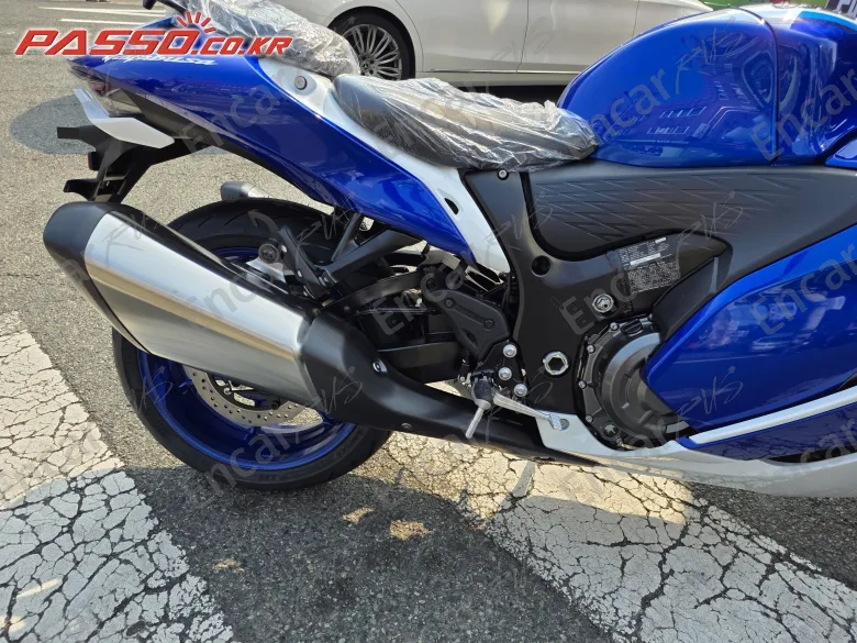 SUZUKI GSX R 1300 HAYABUSA - фото 6