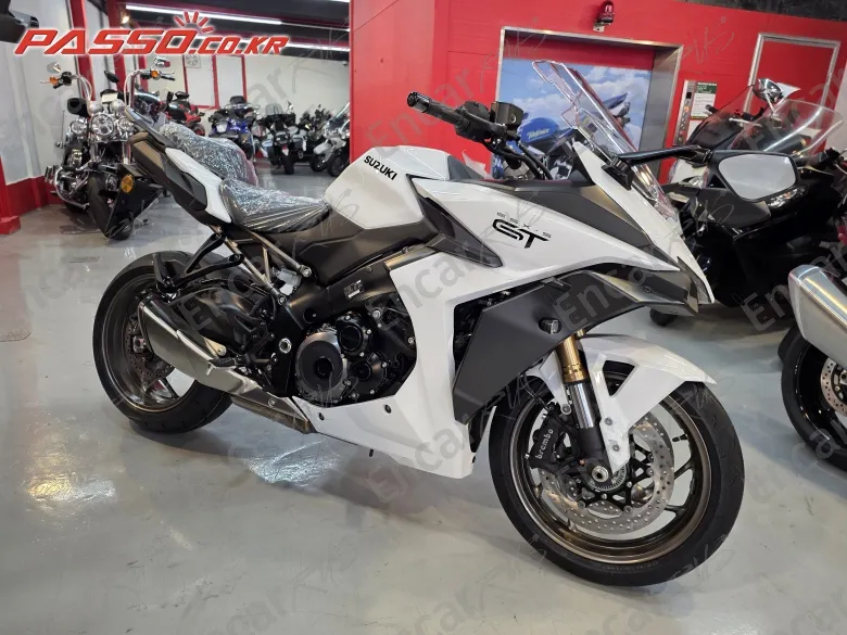 SUZUKI GSX S 1000 GT - фото 0