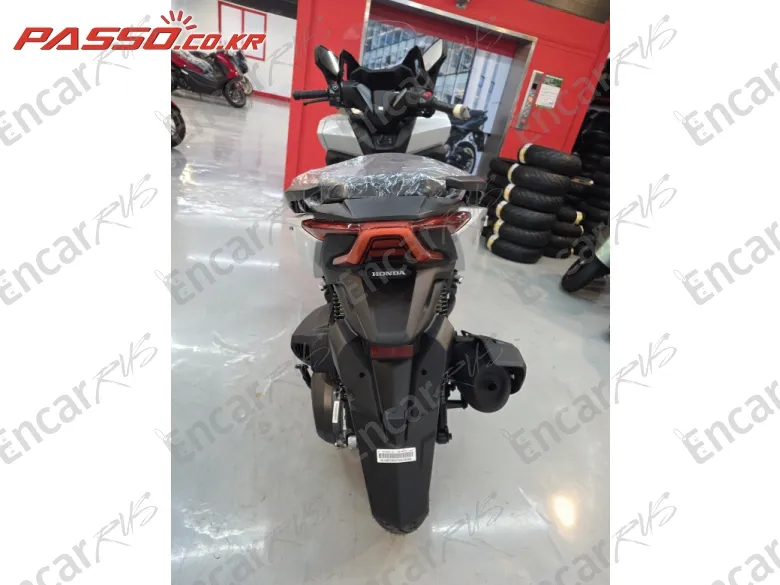 HONDA FORZA 350 - фото 2